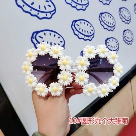 Square 18 Design Summer Sunglasses Women Sweet Flower Rhinestone Round Sun Glasses Vintage Retro Beach Ladies Shades - C8198Z...